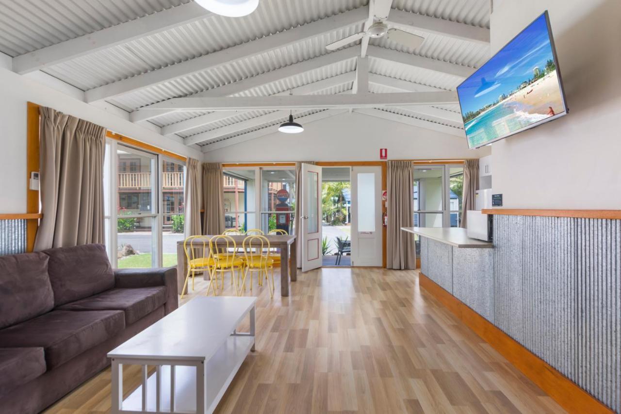 Wairo Beach Holiday Park Tabourie Lake Bagian luar foto